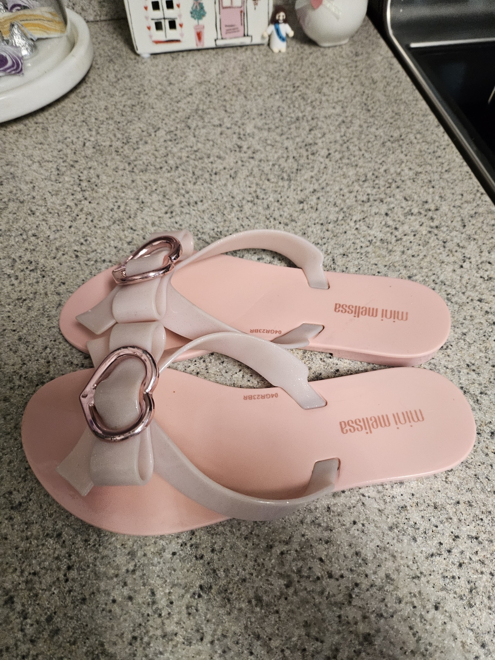 Mini Melissa Girls' Pink Heart Bow Jelly Sandals - Picture 3 of 7